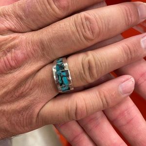 Men’s sterling and turquoise ring. Size 12-1/2- 13